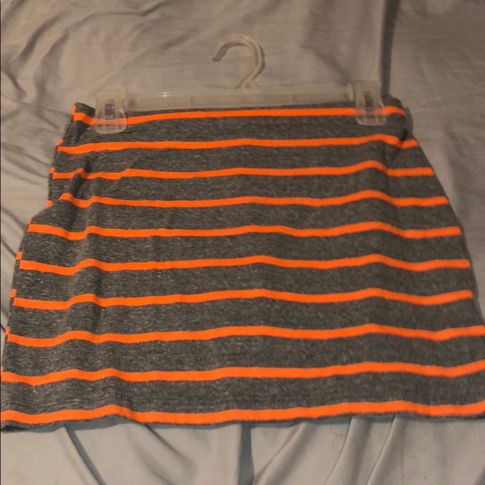 Mini orange and grey skirt